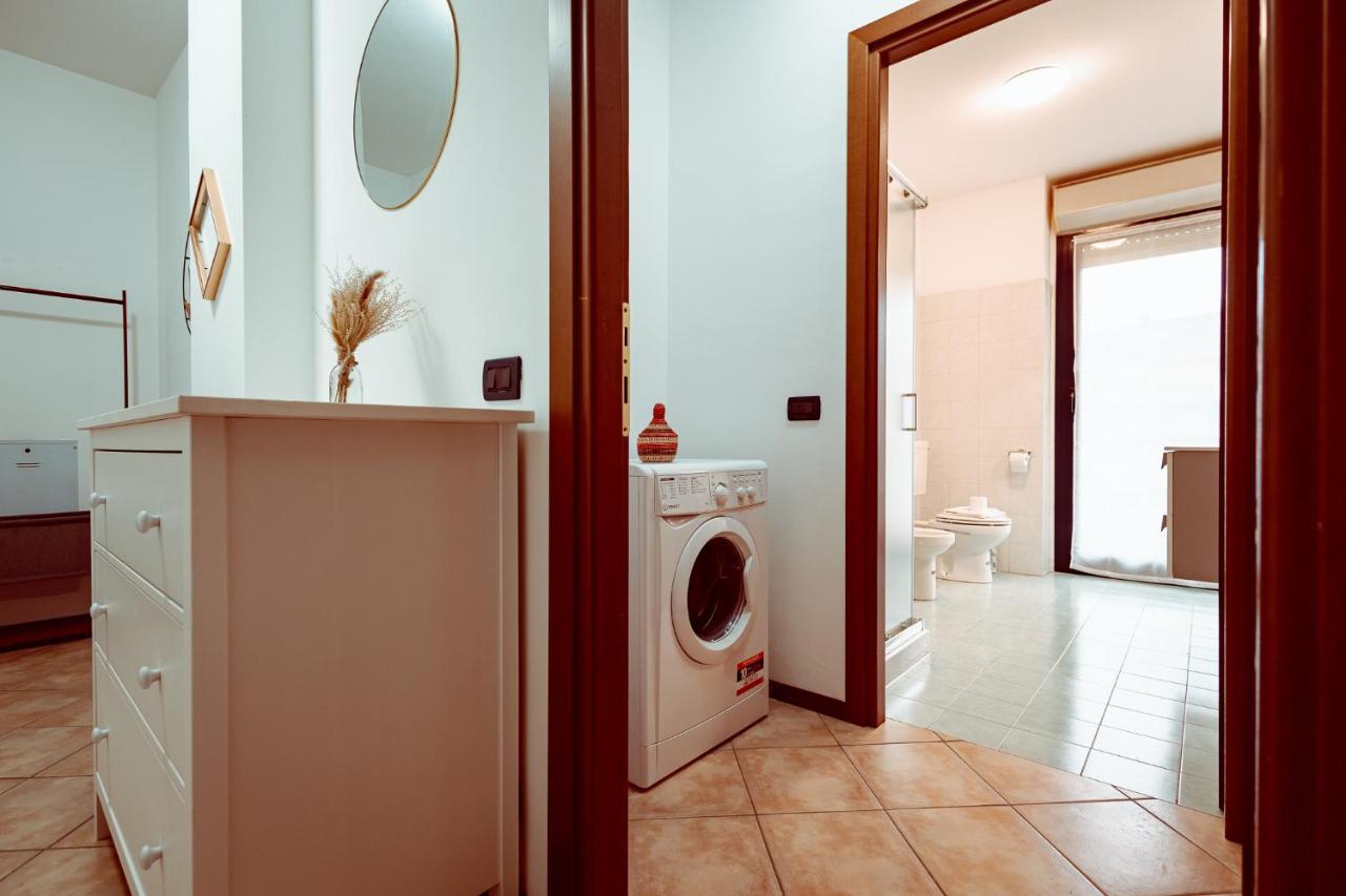 Adriano Apartment Торино Екстериор снимка
